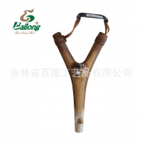 手工雕刻木质弹弓动物口哨厂家定制儿童玩具口哨弹弓木雕口哨弹弓