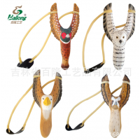 厂家定制创意木雕动物弹弓手工彩绘原实木弹弓库存儿童玩具弹弓