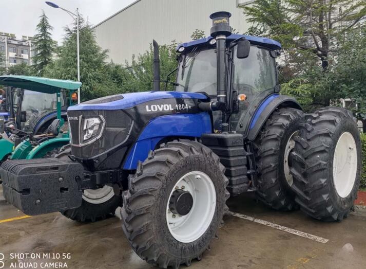 Tractor  LOVOL1804